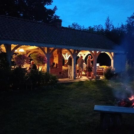 Dom Goscinny Ogluszka Pilec Bagian luar foto